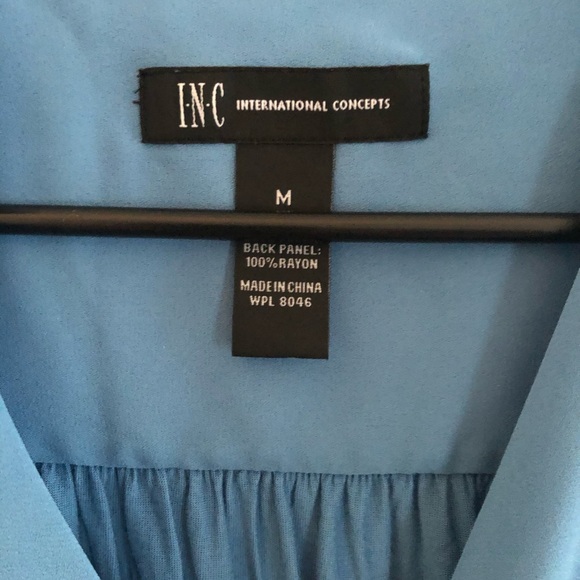 Blouse - Picture 2 of 4